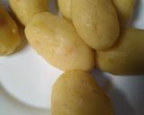 Foto langkah ke 5 dari resep Kroket kentang isi ayam.