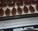Foto langkah ke 5 dari resep Kukis Coklat Wijen Simple.