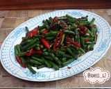 Foto langkah ke 4 dari resep Tumis kacang panjang terasi.