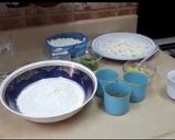 A picture of step 1 of Cheese paneer kachori.