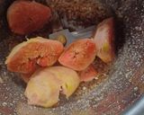 A picture of step 2 of Dryfruits fig milkshake.