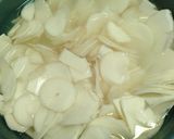 Foto langkah ke 2 dari resep Keripik Singkong Crispy Pedas.