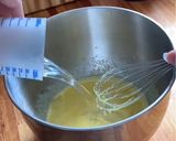 Foto del paso 3 de la receta: Torta esponjosa de limón 🍋