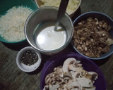 Foto langkah ke 3 dari resep Champignon Mushroom Cream Soup with Safronq.