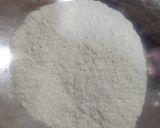 A picture of step 1 of Sindhi Daal Pakwan.