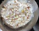 A picture of step 4 of Rice phirni cake.