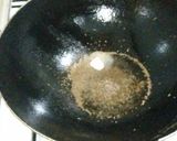 A picture of step 3 of Aloo palak paratha.