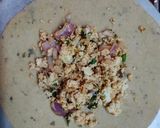 A picture of step 5 of Paneer Onion Paratha.