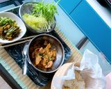 รูปขั้นตอนการทำที่ 2 ของ ผัดพริกแกงเผ็ดไก่หน่อไม้ดอง🍗style by barbie👩🏼🍳