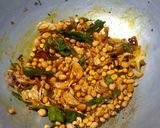A picture of step 2 of Masala Pori.