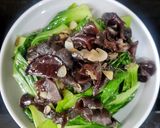 Foto langkah ke 6 dari resep Tumis Pokcoy Jamur.