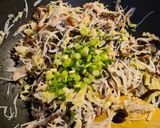 Foto langkah ke 4 dari resep Spring Roll Bihun Sosis Ayam.