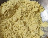 A picture of step 1 of Besan Ladoo.