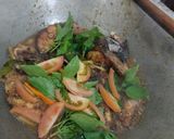 Foto langkah ke 5 dari resep Patin bumbu rujak.