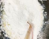 A picture of step 3 of Taiwanese Castella Cheese Cake.