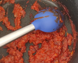 Foto del paso 4 de la receta: Guiso de Pulpo con Patatas en Salsa de Tomate, Humo y Café