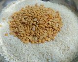 A picture of step 1 of Manipuri style Khichadi.