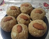 गेहूं के आटे की पिन्नी (gehu ke aate ki pinni recipe in Hindi) रेसिपी चरण 4 फोटो