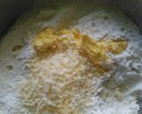 Foto langkah ke 2 dari resep Cheese scones.