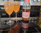 A picture of step 5 of Caramel Apple Mimosas 🍎.