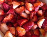 Foto del paso 7 de la receta: Pionono casero con crema y frutillas 🍓