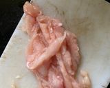 A picture of step 1 of Chicken Penne.