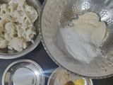 फुलकोबी भजे (fulkobi bhaje recipe in marathi)