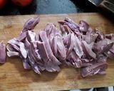 Foto del paso 2 de la receta: Salteado de riñoncitos de cerdo