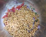 A picture of step 2 of Bombay street style Bhel.
