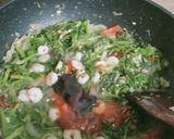 Foto langkah ke 4 dari resep Kangkung Saos Padang.