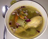 Foto del paso 5 de la receta: Caldo de pollo con verduras 🍲😻