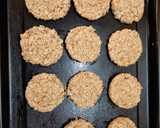 Foto del paso 2 de la receta: Galletas de avena y coco con chips de chocolate 🍫