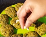 पालक कटलेट (Palak cutlet recipe in Hindi) रेसिपी चरण 4 फोटो
