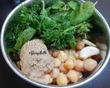 A picture of step 2 of Minty Hummus.