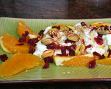 Foto del paso 5 de la receta: Requesón con naranja, pistachos y cranberries