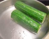 涼拌小黃瓜洋蔥蘋果的食譜步驟1照片