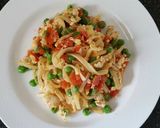 A picture of step 5 of Mie goreng / Stir-fried noodle.