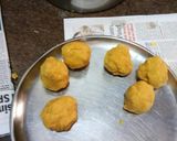 A picture of step 5 of Puranpoli.