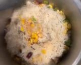 صورة لخطوة 2 من وصفة أرز مكسيكي بالدجاج مع افوكادو