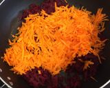 Foto langkah ke 11 dari resep Russian Borscht (Beet & Beef Soup).