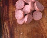 Foto del paso 4 de la receta: Arroz de chicharrón con salchicha