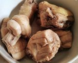 Foto langkah ke 3 dari resep Bening Bayam Jagung + Ayam Goreng Bawang.
