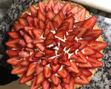 Foto del paso 7 de la receta: Tarta de Frutillas dulce de leche y crema