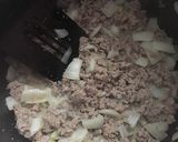 A picture of step 2 of Crockpot hamburger hash.