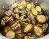 Hình bước làm 9 của món Cà bung