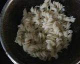 A picture of step 2 of Schezwan pasta.