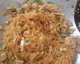 Foto langkah ke 4 dari resep Bihun Goreng.
