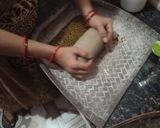 भुनी हुई हरी मूंग की दाल(bhuni huyi hari moong ki dal recipe in Hindi) रेसिपी चरण 2 फोटो