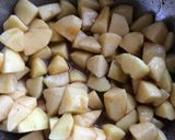 Almás batyu leveles tésztából recept fázis 2 fotója