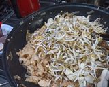 Foto langkah ke 3 dari resep Pad thai ala bun.